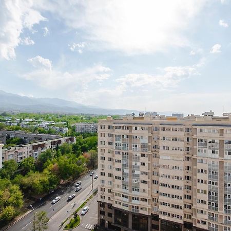 Razmestim В Жк Шахристан На 15 Этаже Almatî Exterior foto